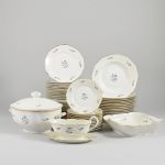 597921 Dinner set